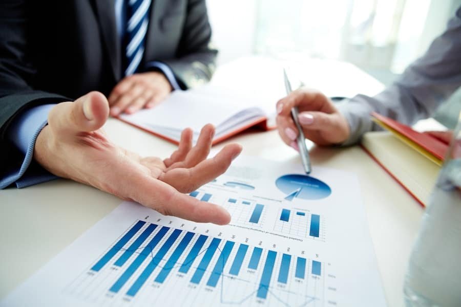 Why You Must Hire Accountancy Services from Professionals in Newham?